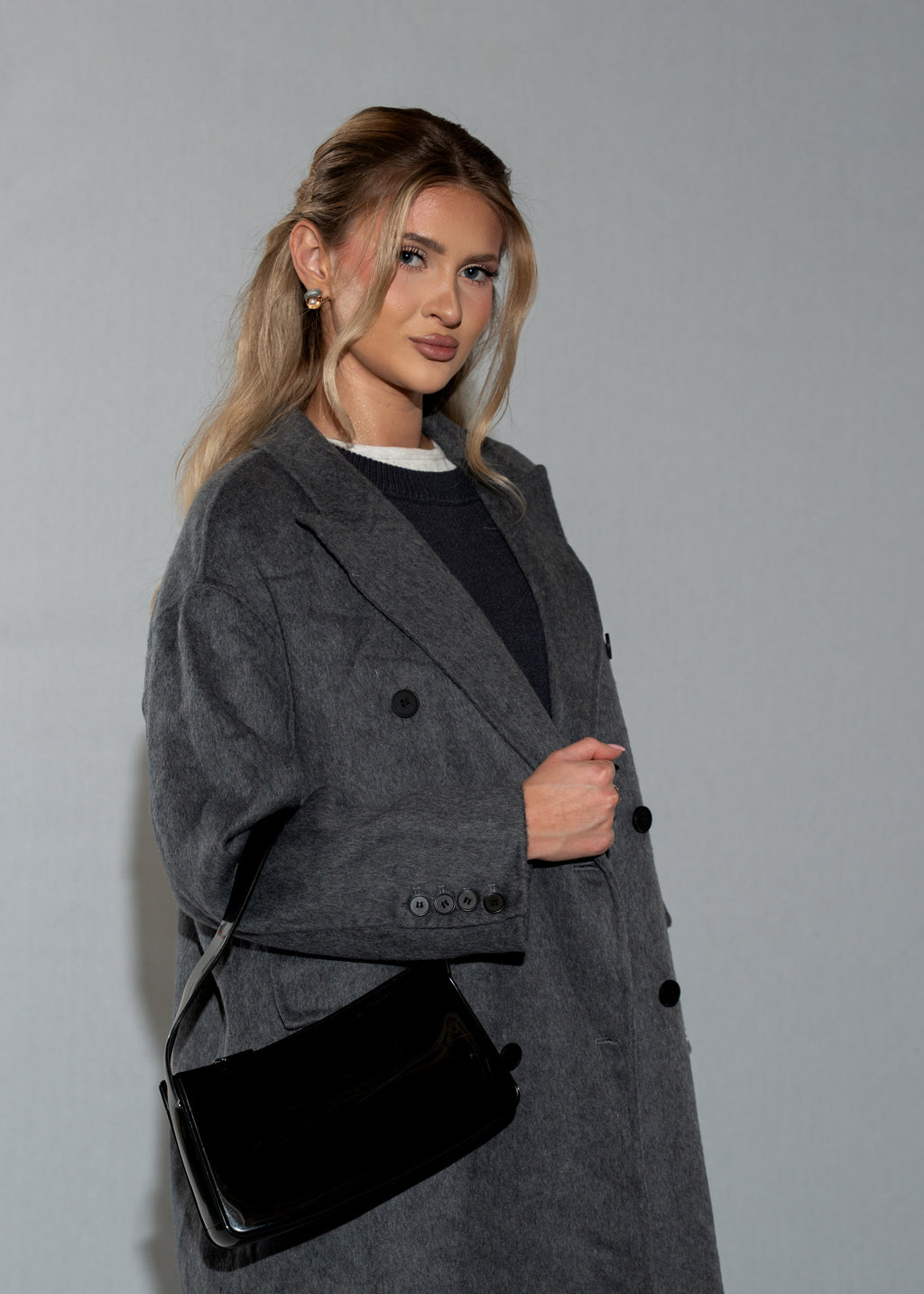 Women's Oversized Double-Breasted Wool Coat - Long Grey Winter Jacket