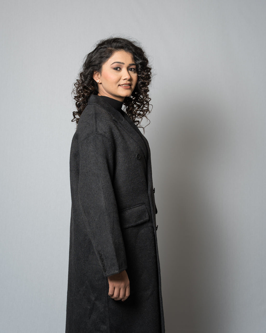 Women's Oversized Double-Breasted Wool Coat - Long Black Winter Jacket