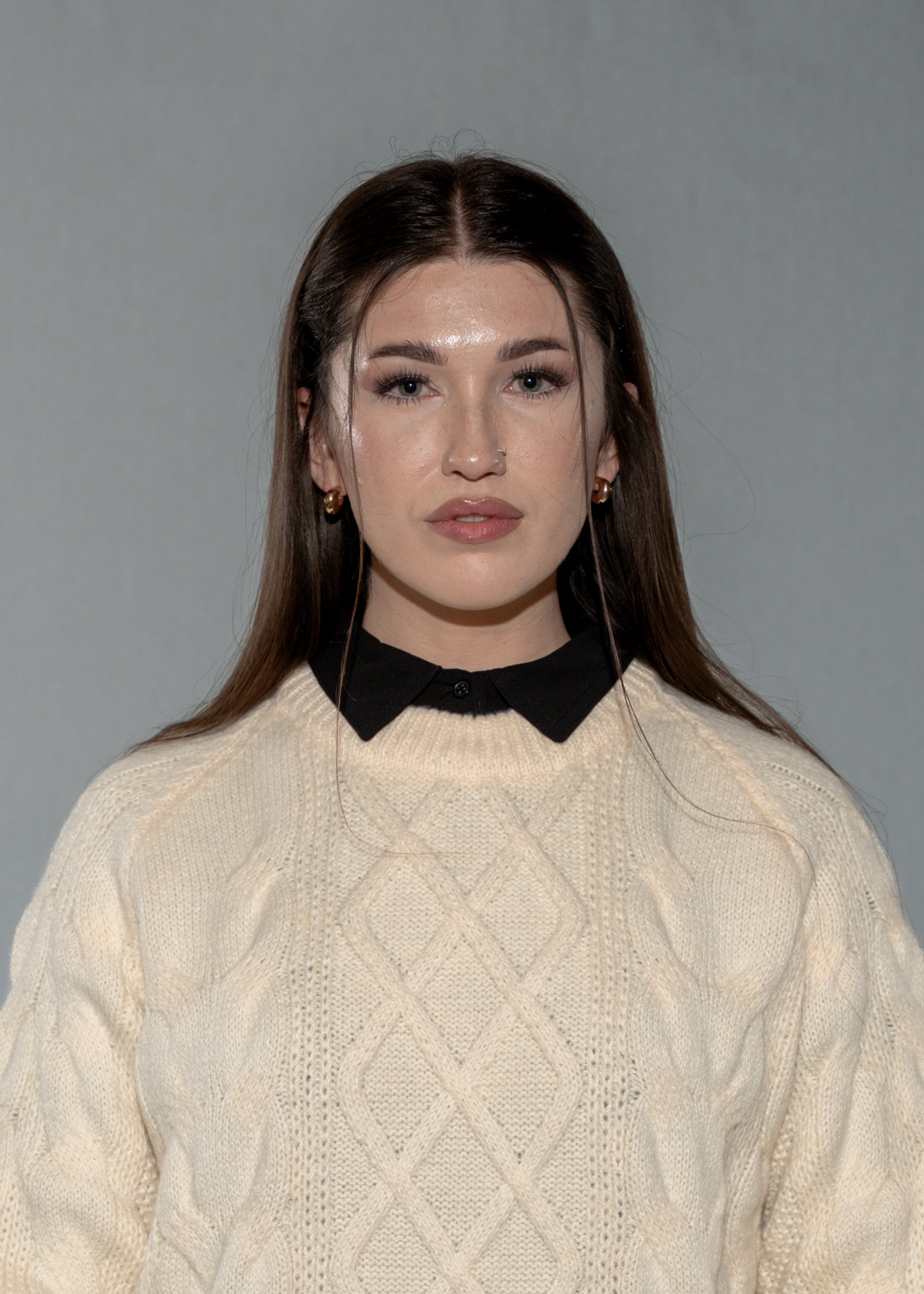 Women's Cream/ Beige Cable Knit Sweater - Long Sleeve Crew Neck Pullover