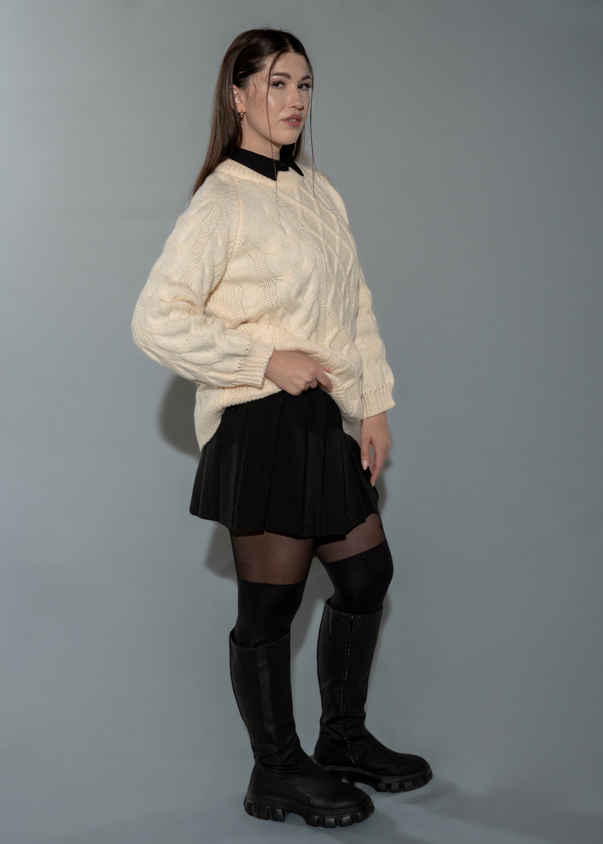 Women's Cream/ Beige Cable Knit Sweater - Long Sleeve Crew Neck Pullover
