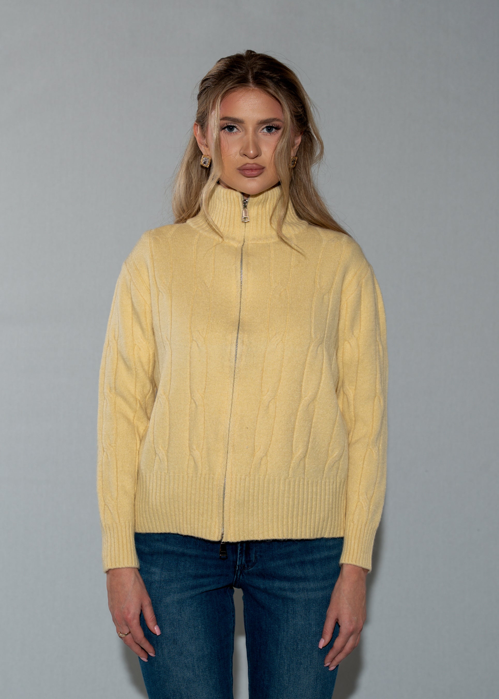 Women's Cable Knit Full-Zip Cardigan Sweater - Yellow Stand Collar Cardigan