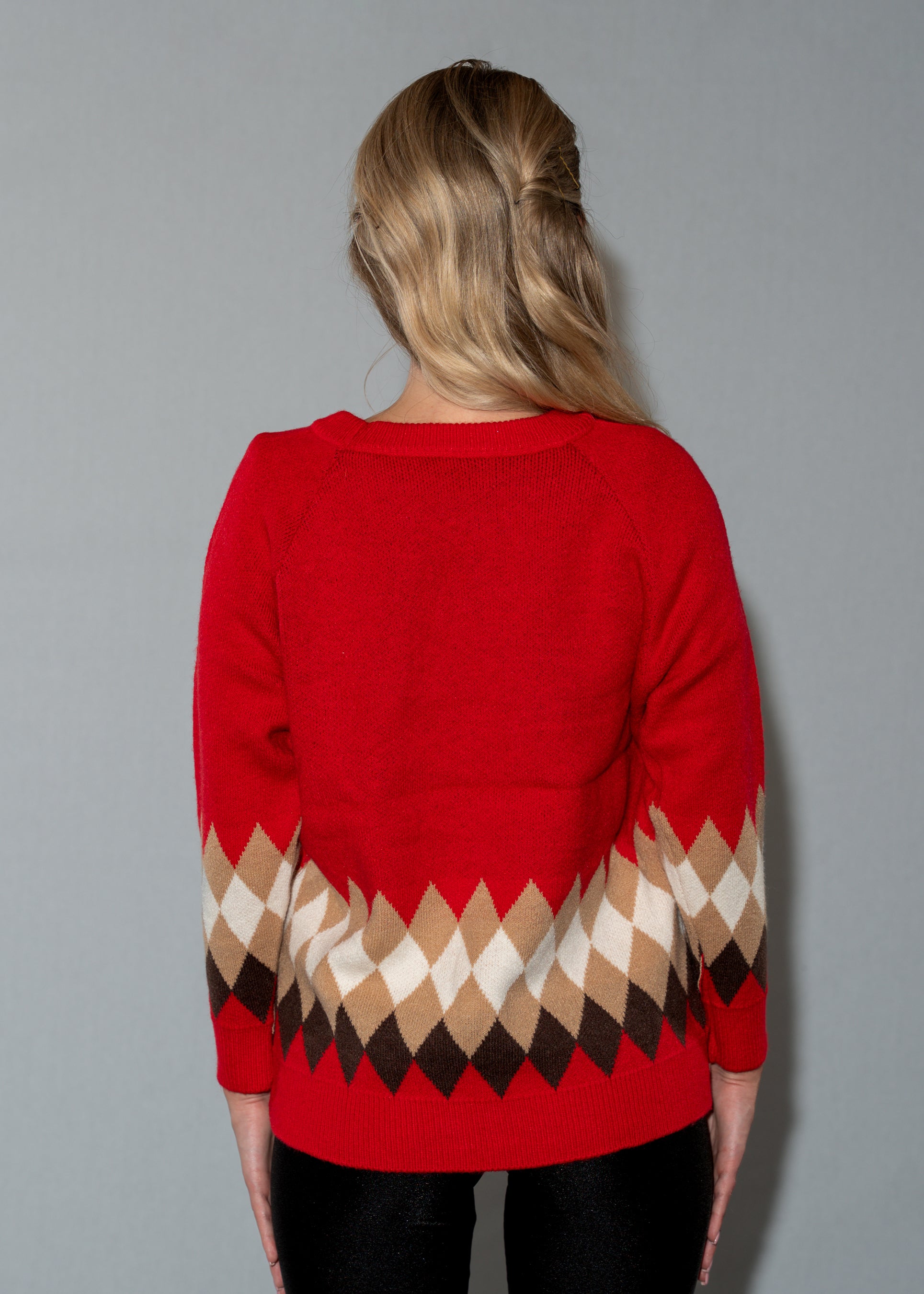 Women's Argyle Diamond Knit Red Sweater - Cozy Crew Neck Pullover